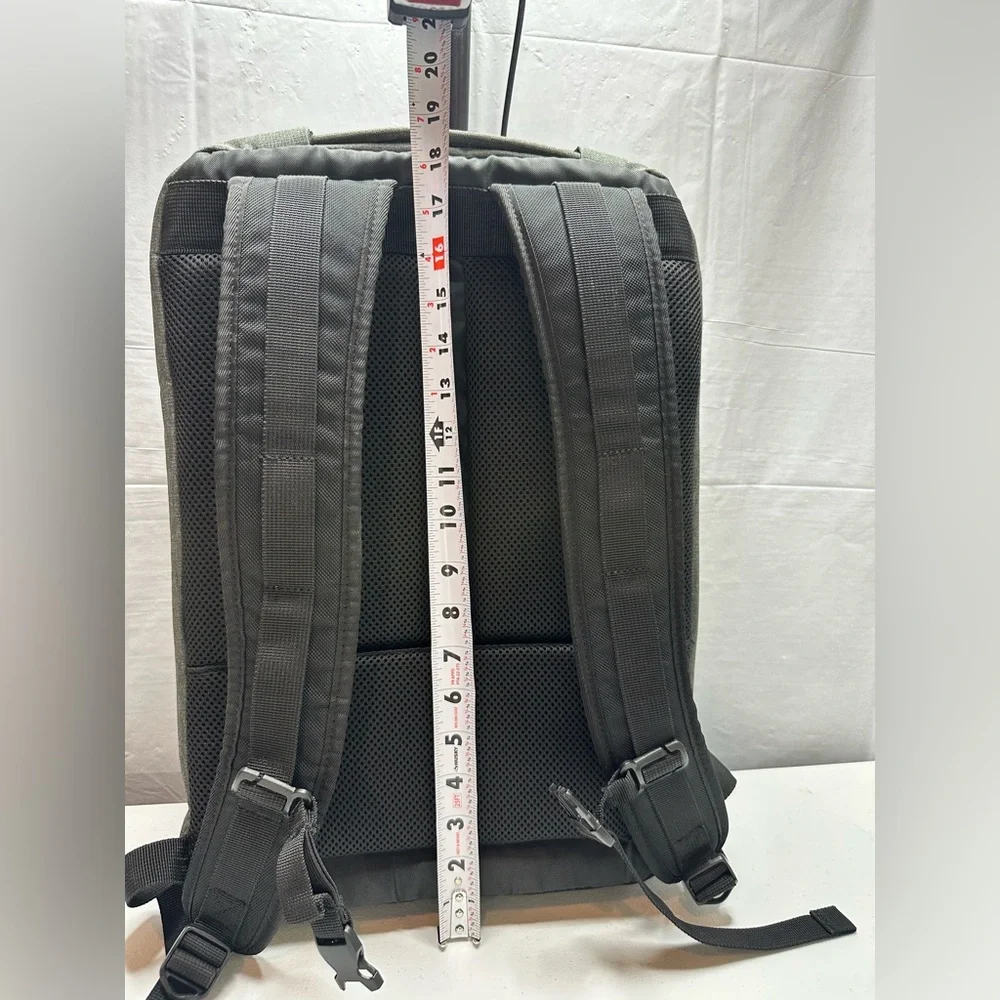 eBags EB2146-16 USB Travel Professional Slim Laptop Backpack Gray W/ Orange Int. - Picture 12 of 16